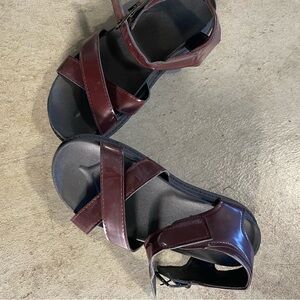 Women's Burgundy Sandals